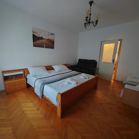 Apartments Kocijan Sukosan Ngoại thất bức ảnh